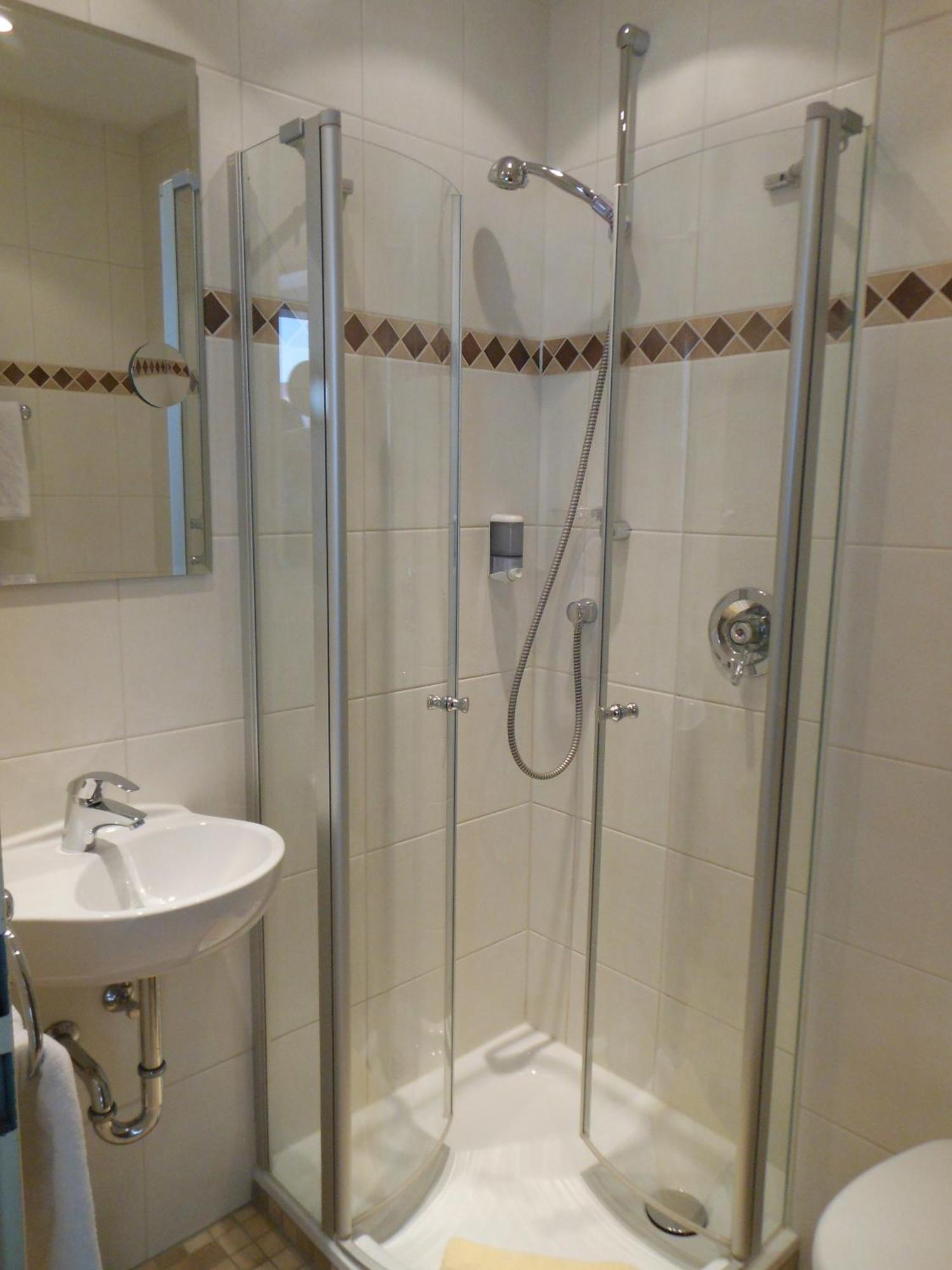 בורכן Hotel Pfeffermuehle מראה חיצוני תמונה