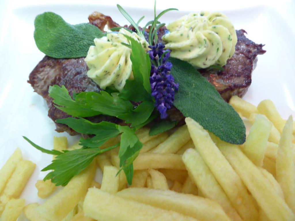 בורכן Hotel Pfeffermuehle מראה חיצוני תמונה